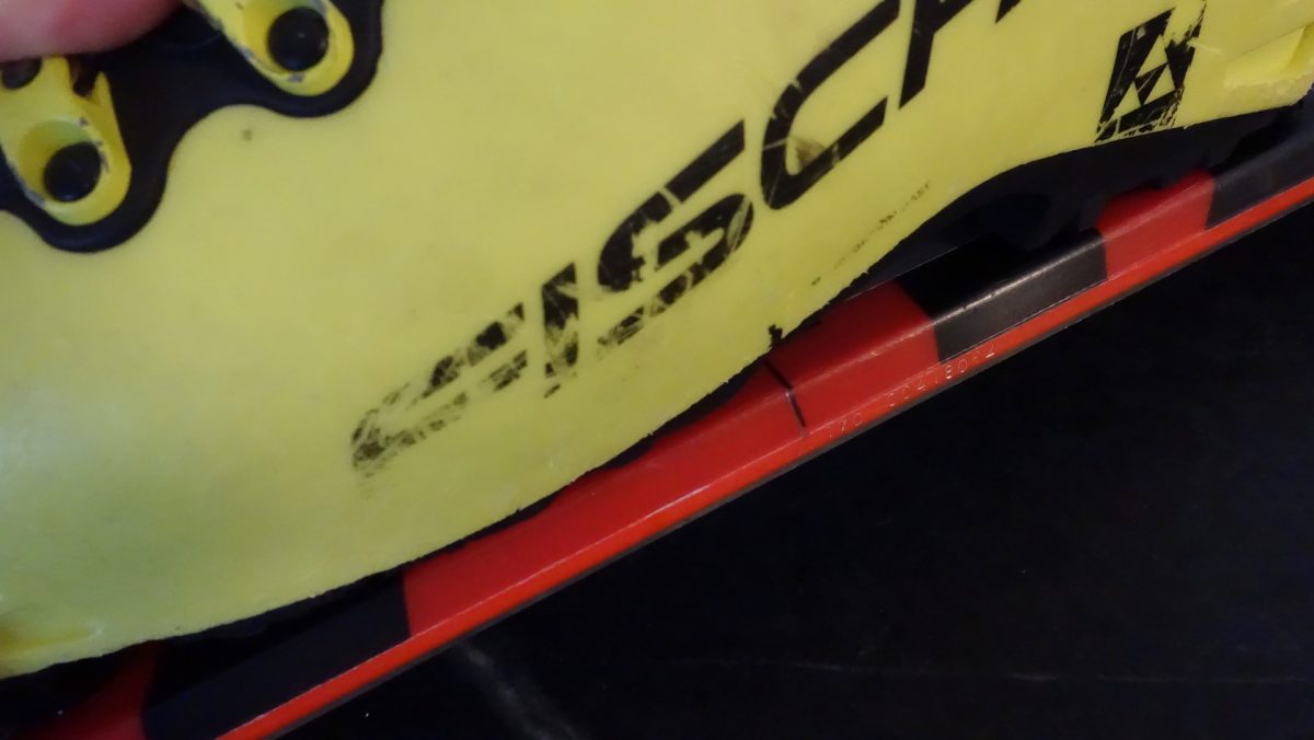 aligning boot center on ski.