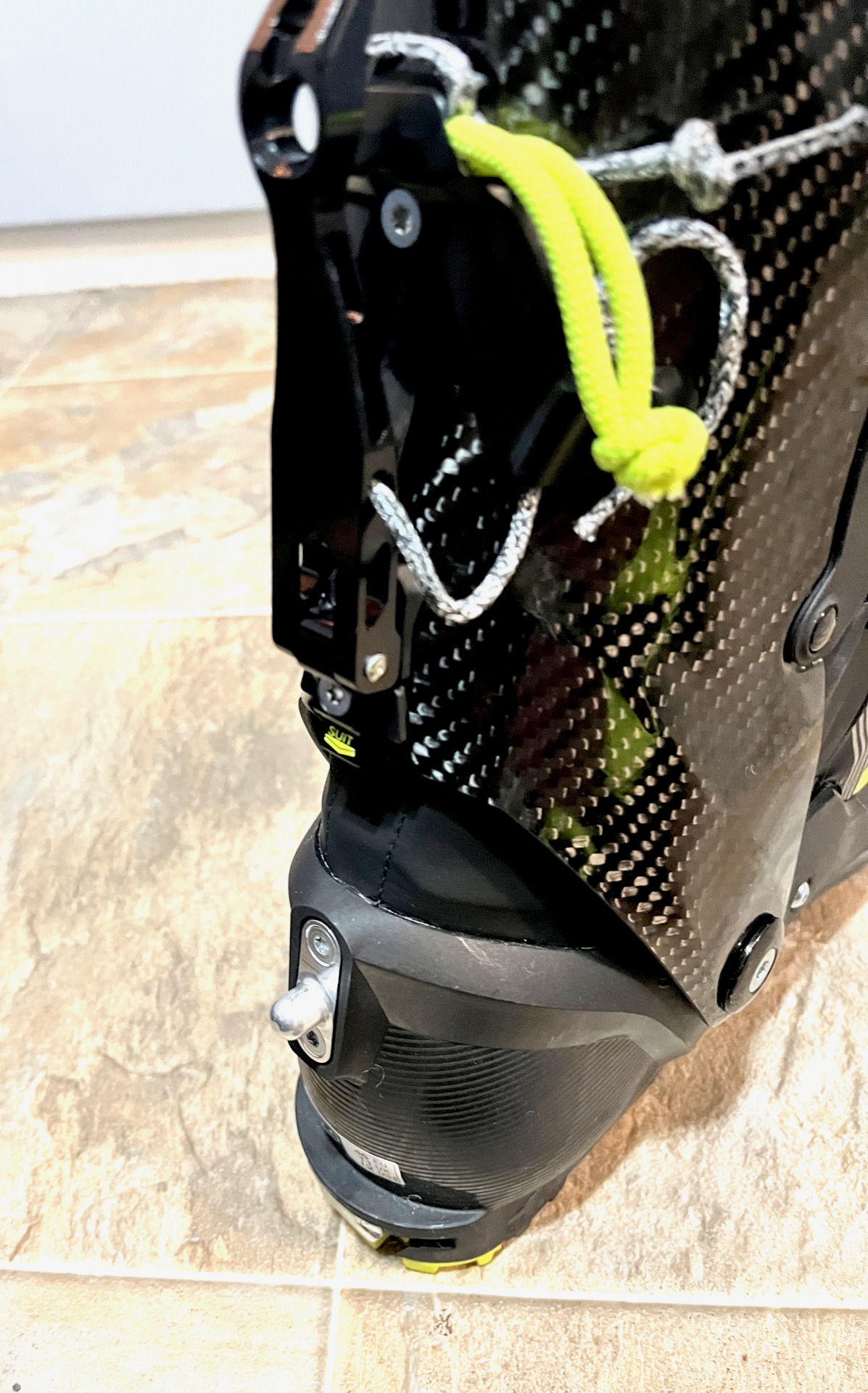 Mode ski/berjalan DNA Dynafit.
