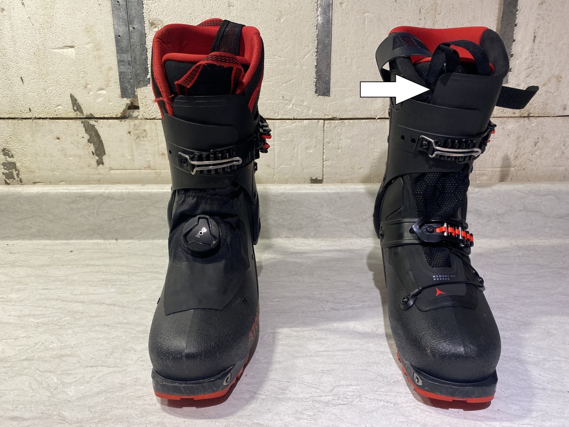 Atomic Backland Carbon: BOA V Buckles.