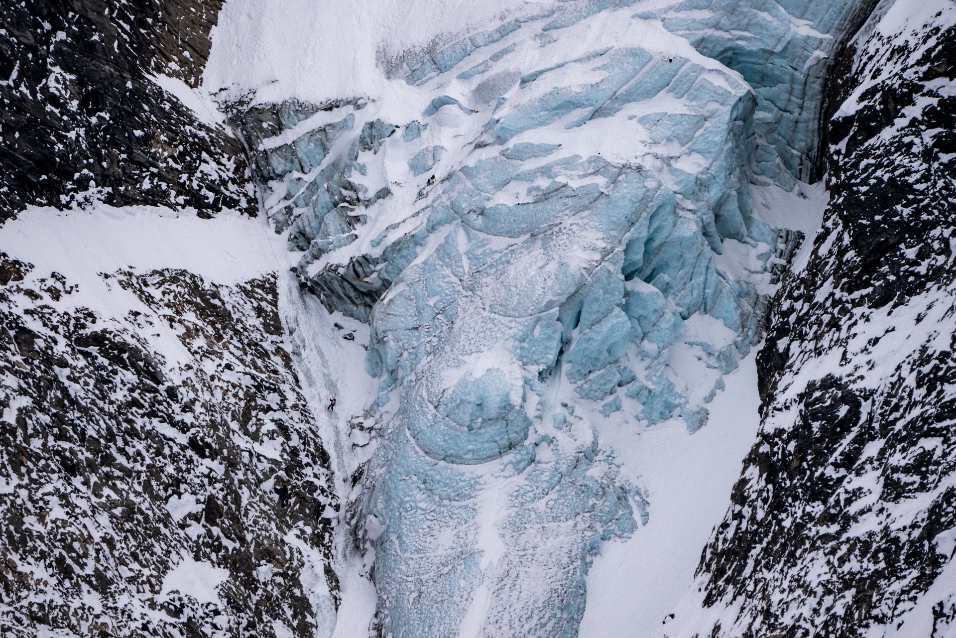 Rapping on the Gold Card Couloir.