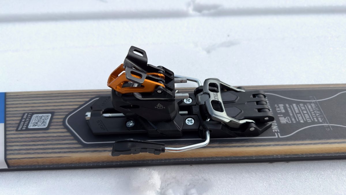 Ski mode brake storage: MTN Summit 12 BR